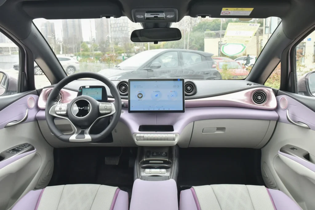 BYD Dolphin